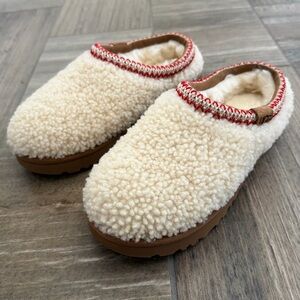 Ugg Tasman Maxi Curly Genuine Shearling Slipper Women’s size 8 New